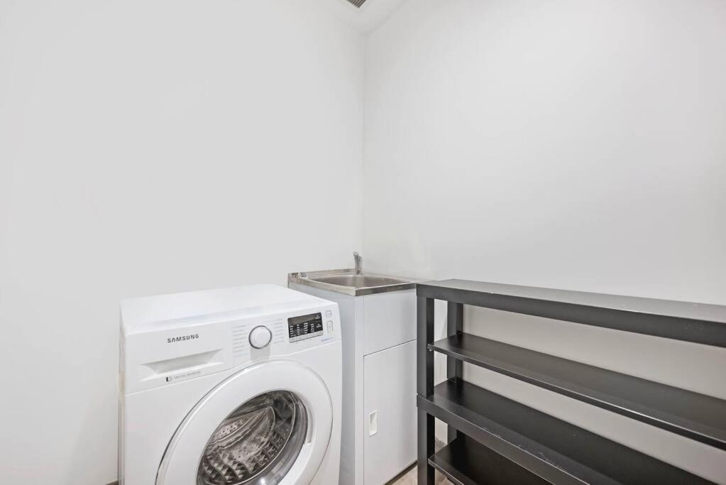 Convenient 3Br Close To Airport & Mascot Station Sydney Bagian luar foto
