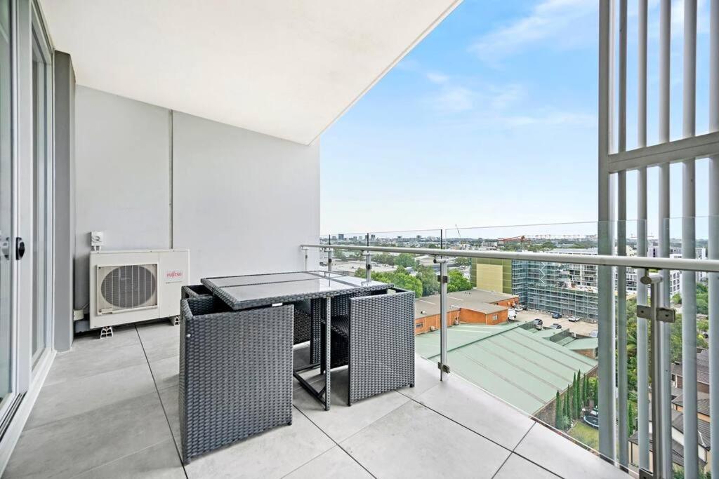 Convenient 3Br Close To Airport & Mascot Station Sydney Bagian luar foto